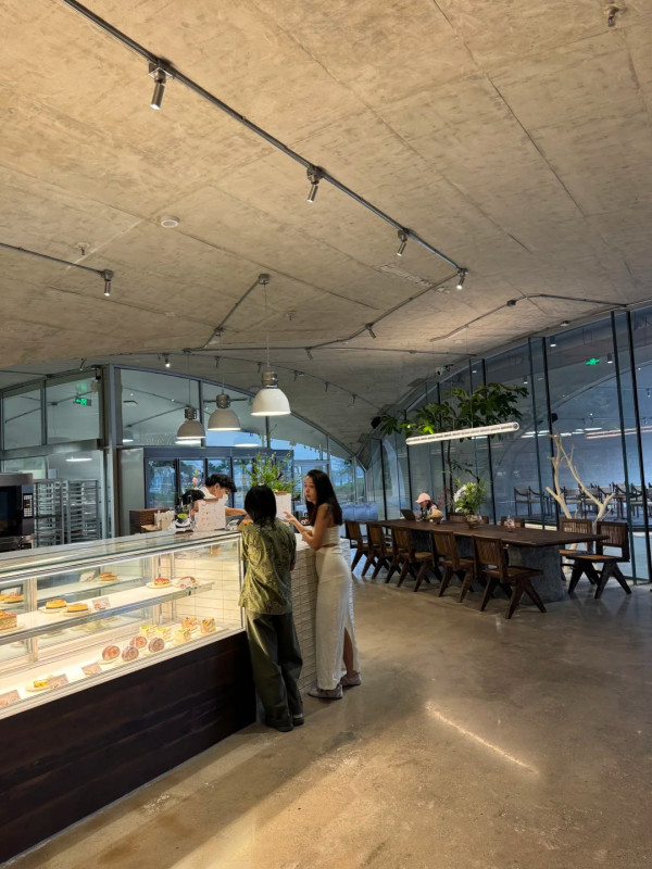 圖片來源:小紅書@Blue X Cake 洛佩塔蛋糕(深圳) 深圳南山新開特色穹洞Cafe!必試日式朱古力布丁燒/吹海風睇日落