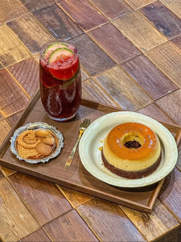 圖片來源:小紅書@Blue X Cake 洛佩塔蛋糕(深圳) 深圳南山新開特色穹洞Cafe!必試日式朱古力布丁燒/吹海風睇日落