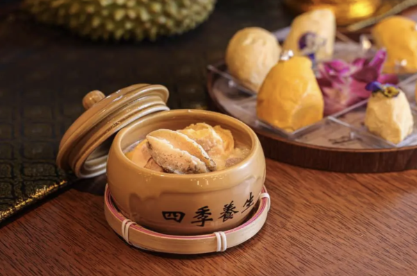 唯港荟Hotel ICON下午茶及历山酒店自助餐优惠!榴莲拼盘及帝王蟹宴人均低至$230起