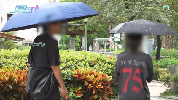 19岁少女约网友温书竟温上床？色狼猥亵侵犯未果 港铁月台遭堵截当场自供求饶