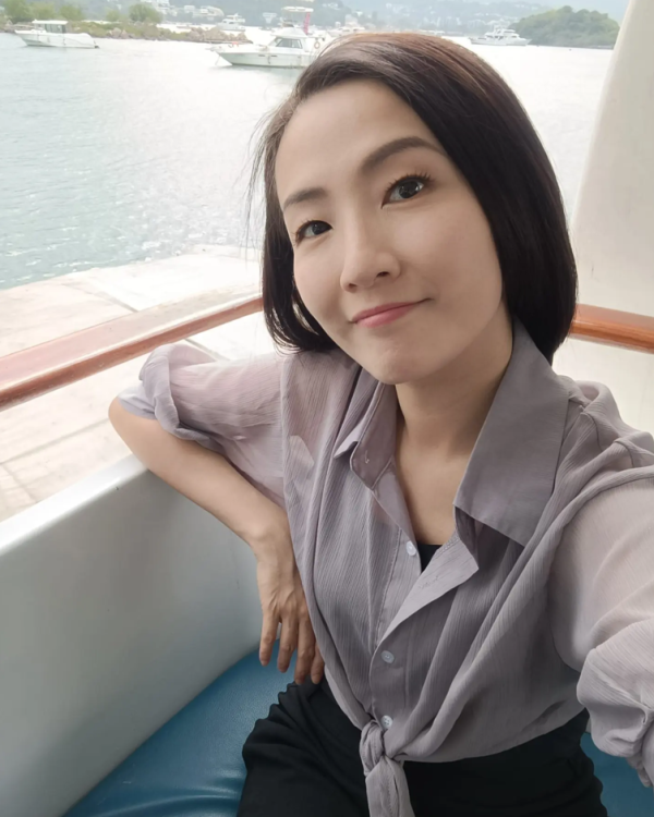 43岁资深女艺人无预警宣布离巢!御用配角曾参演过百部剧 含泪告别:小妹行咗二几年