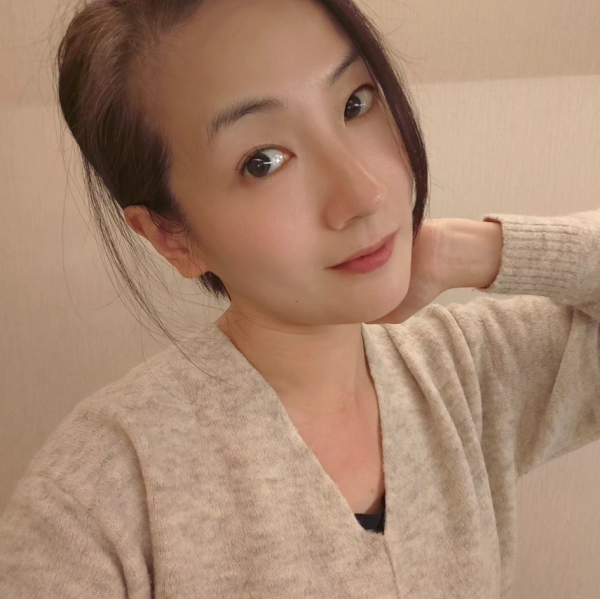 43岁资深女艺人无预警宣布离巢！御用配角曾参演过百部剧 含泪告别：小妹行咗二几年
