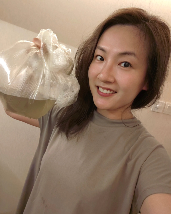 43岁资深女艺人无预警宣布离巢！御用配角曾参演过百部剧 含泪告别：小妹行咗二几年