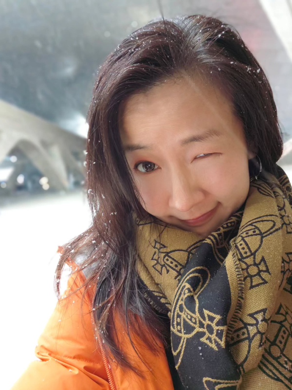 43岁资深女艺人无预警宣布离巢!御用配角曾参演过百部剧 含泪告别:小妹行咗二几年
