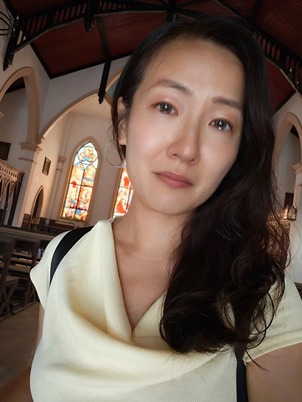 43岁资深女艺人无预警宣布离巢!御用配角曾参演过百部剧 含泪告别:小妹行咗二几年
