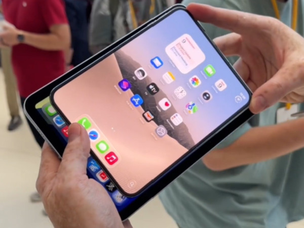 近日科技 YouTuber Adrián Santos 在 X post 出来的 iPhone Duo、iPad mini 比较影片，就见到当 iPhone Duo 与 iPad mini 叠放在一起后，两者屏幕视觉反而颇为相似。