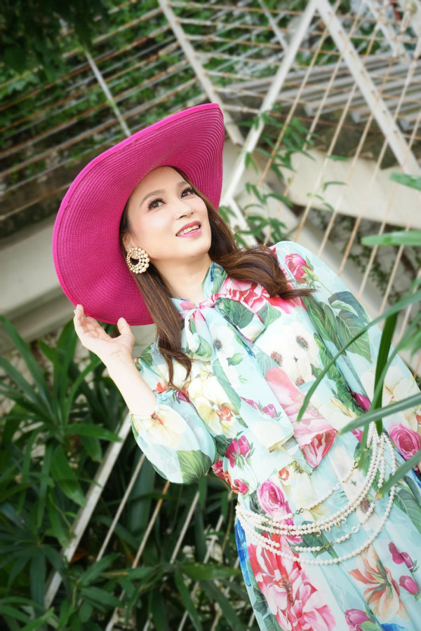 55歲「美魔女」樊亦敏公開獨門保養心經!大方自爆體重49kg親授減肥秘訣
