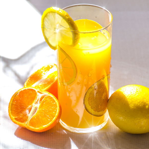 用飲管杯飲水＝飲細菌培育液？央視揭死角恐藏大腸桿菌/霉菌！裝3類飲品最高危、3類人勿用飲管杯