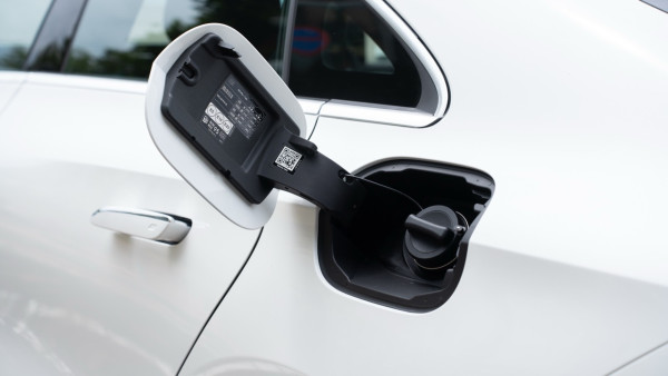Mercedes-Benz CLA 220／GLB 220 實試｜唔使充電都有電動車感覺　48V Intelligent Hybrid慳油表現＋跑轎7座點揀