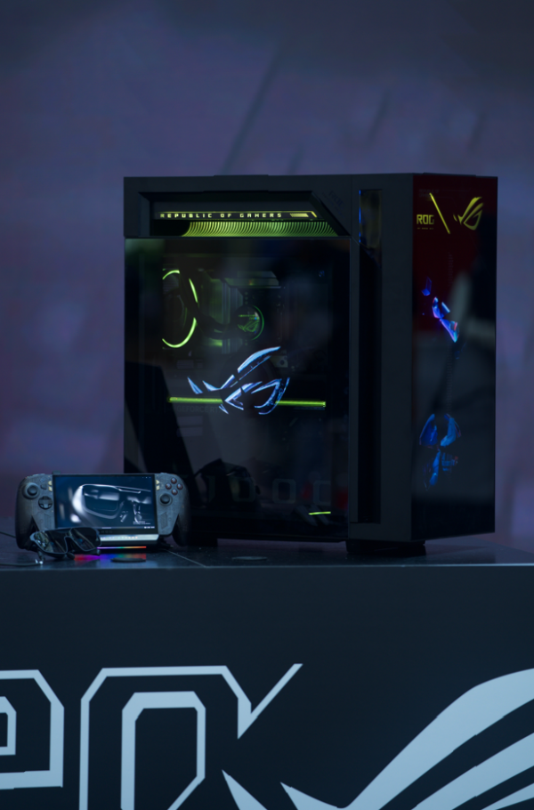 ROG 20 週年慶登陸奧海城！XBOX Ally X20 與 G1000 首度亮相　6 大體驗區加碼 88 折優惠