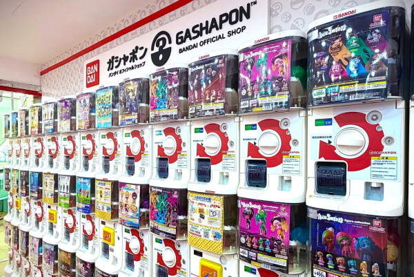 日本正版扭蛋店GBO進駐天水圍！逾200台扭蛋機登場 開幕限時送扭蛋展示盒
