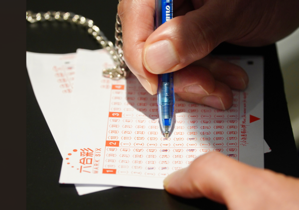 六合彩攻略｜$6800万中秋金多宝！前头奖得主教$805 17个号码复式组合！公开七字复式最有价值之处...