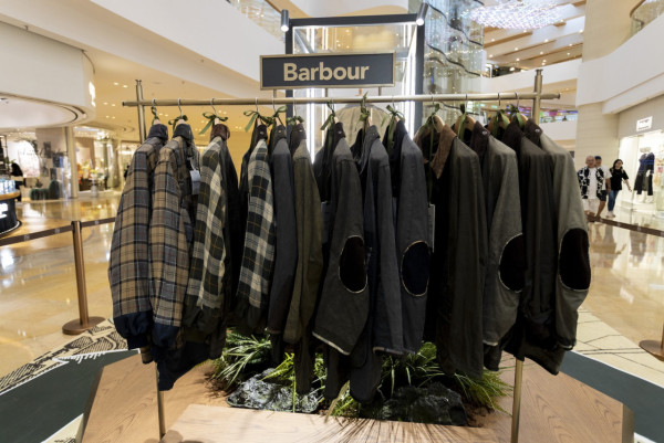 Barbour Re-loved快闪店登场！展出14件独一无二修复外套/买外套送Tote Bag+刺绣布章