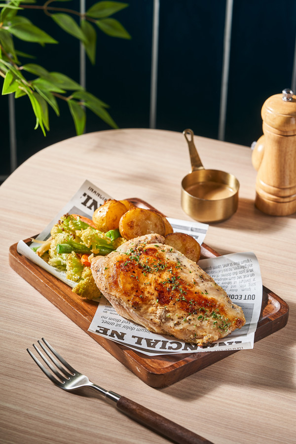 創新風味締造雞肉料理新典範 Chicken Factory