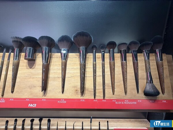 MAKE UP FOR EVER門市激減低至4折！直擊分店現搶購潮／網店9.30起停運！網民憂品牌撤出香港
