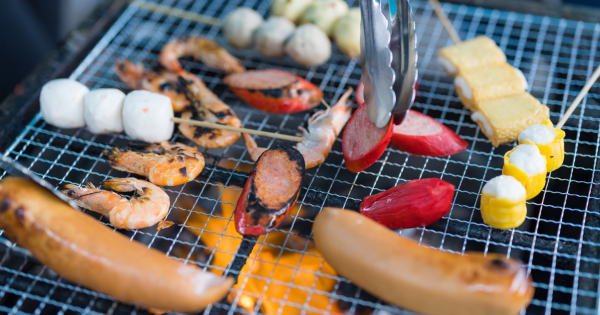 燒烤BBQ錫紙包魚小心鋁中毒！醫生警告加1物恐增鋁溶出風險／有個案因此患軟骨症