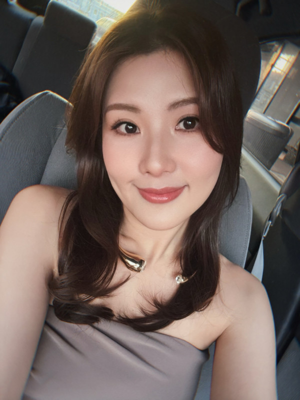 37岁女艺人爆大料揭“TVB咸猪手男星” 趁机揩油一线花旦遭当场喝止：撞到我敏感部位