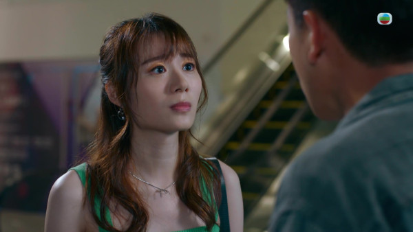 死有对证剧情｜王菲黑化演拜金女背叛马贯东！转头激吻黄俊豪“派帽”践踏尊严