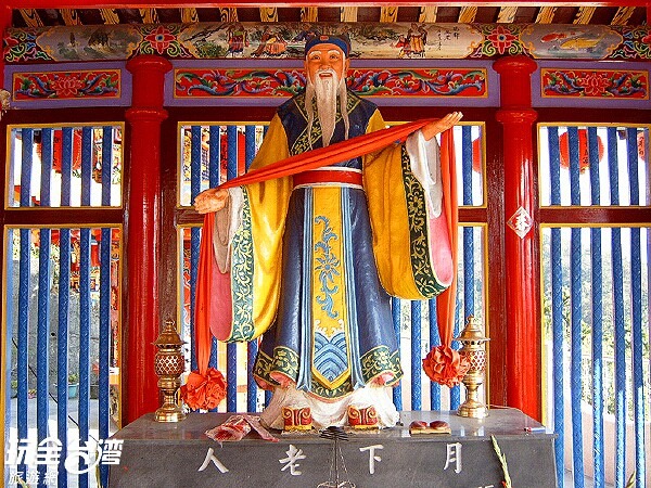 圖片來源:玩全台灣旅遊網 台灣超靈驗16大月老廟懶人包!斬爛桃花/求復合/參拜流程與常見Q&A全攻略
