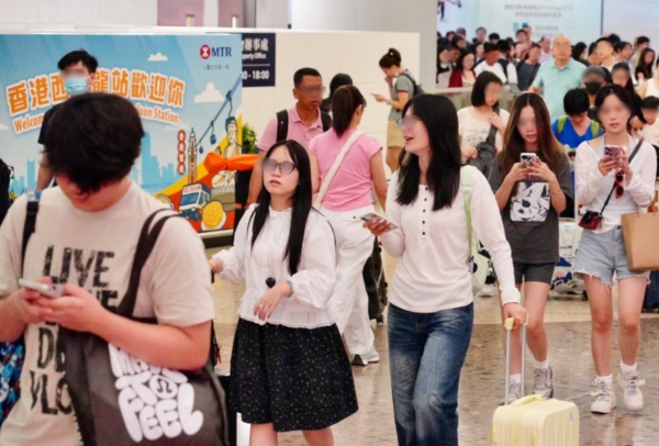 港人北上消费热潮突降温？网友列3大劝退主因回归理性消费：1.物价比香港贵