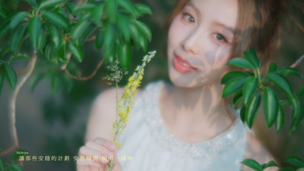 魔音女团推出第二首新歌《纯粹好感》！庄子璇倪嘉雯亲揭拍摄有难度：一直控制企位