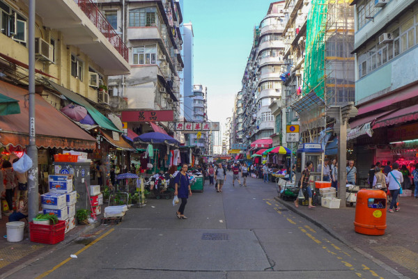 从填海史到地铁划分:为什么香港会有“柴湾角”与“长沙湾广场”的地名错位?盘点香港最考脑筋的地名