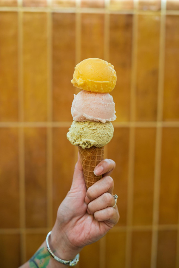 灣仔美食|米芝蓮級甜點師新店!主打低糖手工Gelato/爆餡忌廉包