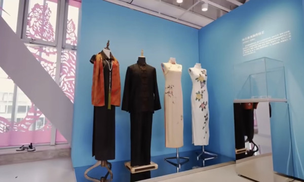 圖片來源:微信公眾號@深圳市文化館 深圳市文化館新館4大必睇展覽!翻閱四庫全書/零距離體驗非遺/三星堆XR沉浸式打卡