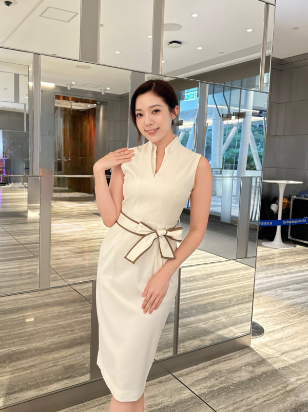 39歲女藝人離婚半年無預警公開新戀情!新歡猛料身份曝光富三代身家逾30億