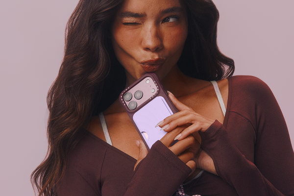 CASETiFY全新Essentials系列登场！极简流线手机壳搭配糖果色配件