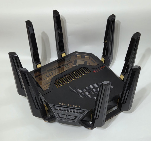 實測 ASUS ROG Rapture GT-BE98 Edition 20！ROG 玩家必入‧四頻 Wi-Fi 7 與雙 10G 介面！