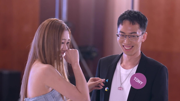 女神配對計劃2｜何沛珈自爆「鍾意聞男朋友陣除」 製作組安排現場近距離逐一「聞香」