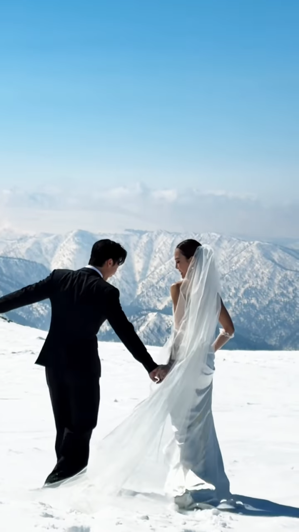 MIRROR成员Stanley婚期曝光东南亚婚礼！公开冰天雪地婚照极梦幻高呼“我爱你”