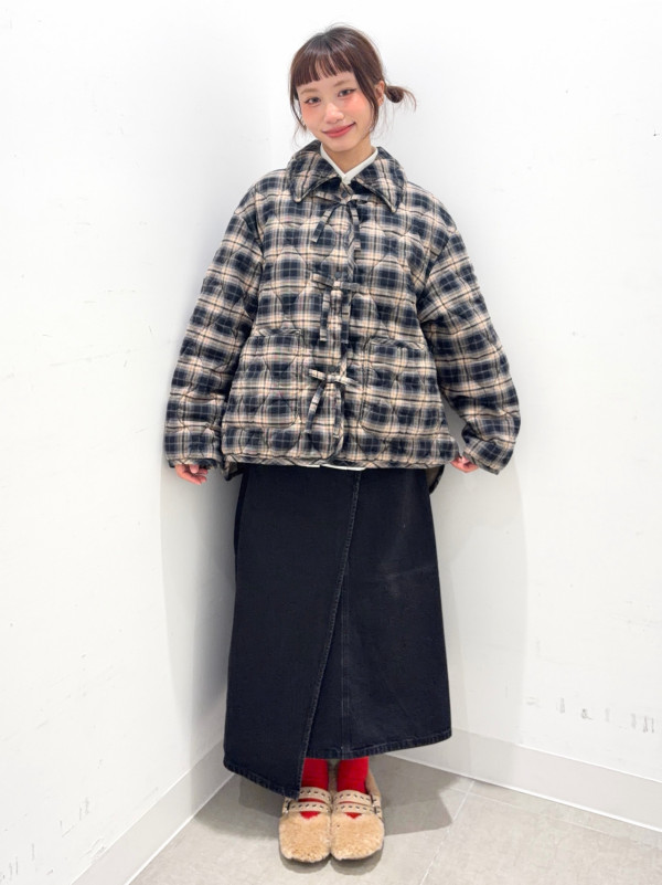 GU$399外套似病人服？网友笑称像出院 立即看4大正确搭法秒变日系