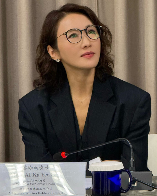 黎姿55岁庆生惊喜晒与胞弟黎婴合照！姐弟情深温馨同框 最强姐姐一直不离不弃