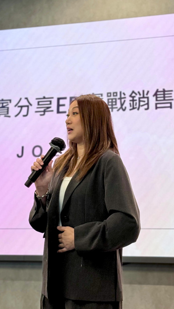 前TVB「御用配角」轉行做女強人淡出幕前！IG曝近況再創高峰獲業界頒發精英獎