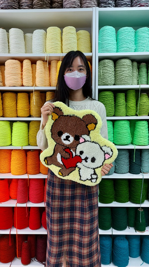 GET TOGETHER 无限时簇绒地毯工作坊,DIY专属毛毯/镜子/靠枕(图片来源:IG@gettogether_workshop)