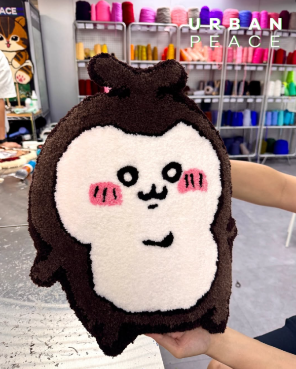 Theflooriscold Studio Tufting工作坊(图片来源:IG@theflooriscoldstudio)