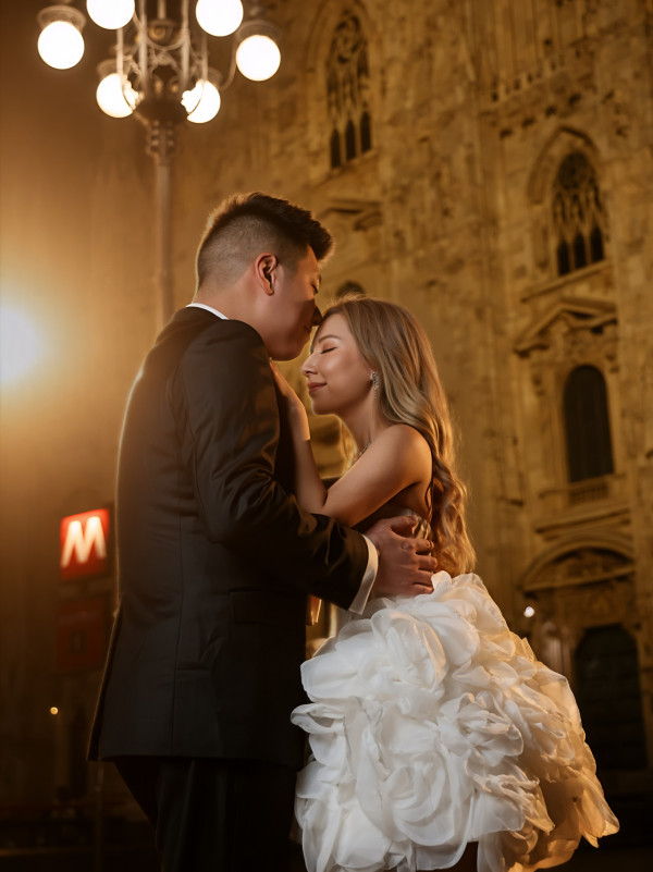 38歲女藝人甜晒威尼斯浪漫結婚照！透視谷胸啜爆未婚夫放閃：期待我們的新篇章