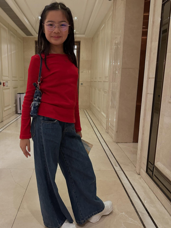 徐榮細女包包11歲生日暴風成長！近照曝光由愛回家BB蛻變美少女 曾入讀韓國偶像學院