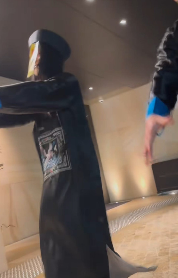 萬聖節裝扮2026︱19款萬聖節cosplay推介 人型爆旋陀螺/AI虛擬人物/觀音神像造型