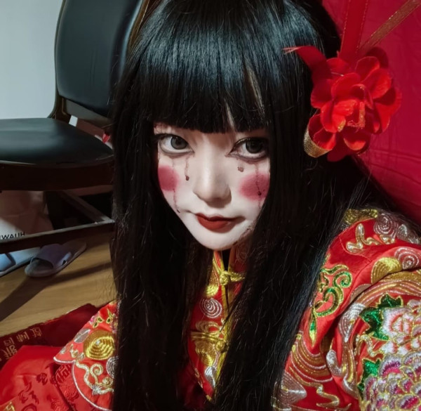 萬聖節裝扮2026︱19款萬聖節cosplay推介 人型爆旋陀螺/AI虛擬人物/觀音神像造型