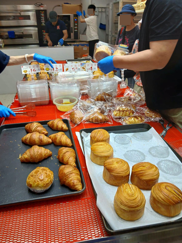 直擊佳宝元朗新店，即場烘焙食品$3起（圖片來源：Facebook@食在元朗）