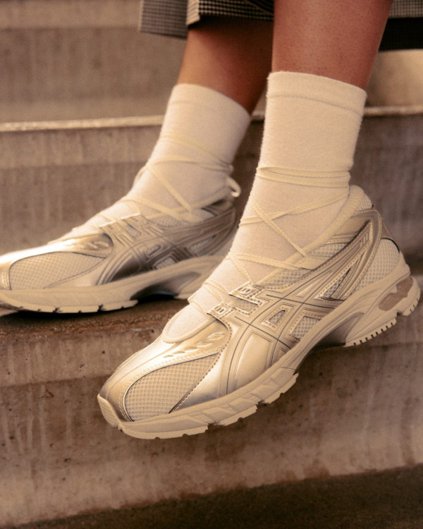 Mary Jane運動鞋推薦｜ASICS GEL-DS TRAINER SP