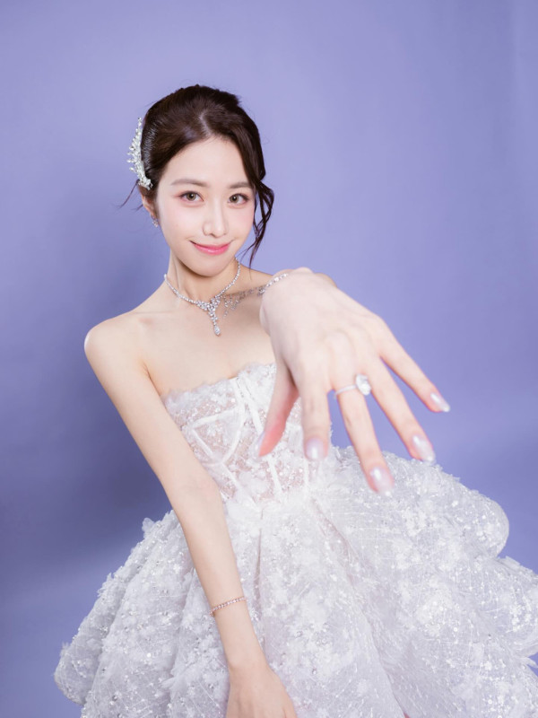 莊子璇樣貌最新版本驚變俄羅斯美女！奇蹟進化混血輪廓遭嘲：土生土長香港人