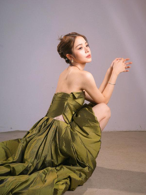 莊子璇樣貌最新版本驚變俄羅斯美女！奇蹟進化混血輪廓遭嘲：土生土長香港人