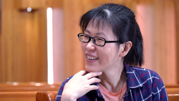 台南外科名医蔡伯羌过劳失智！生病醒来第一个忘记妻子 妻不离不弃照顾17年