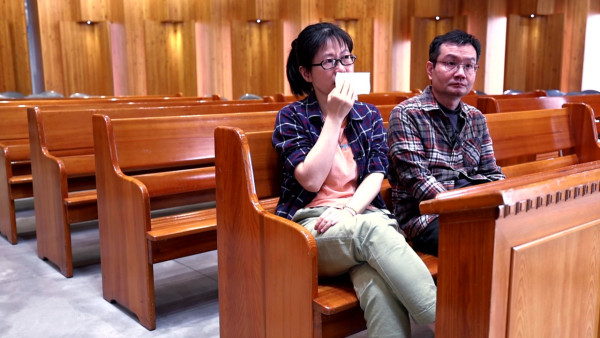 台南外科名医蔡伯羌过劳失智！生病醒来第一个忘记妻子 妻不离不弃照顾17年