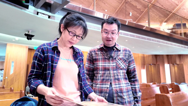 台南外科名医蔡伯羌过劳失智！生病醒来第一个忘记妻子 妻不离不弃照顾17年
