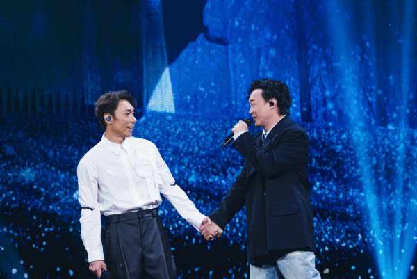 许志安演唱会2026｜红馆第一场嘉宾陈奕迅！阔别11年Fit爆秀胸肌牵手世纪合唱